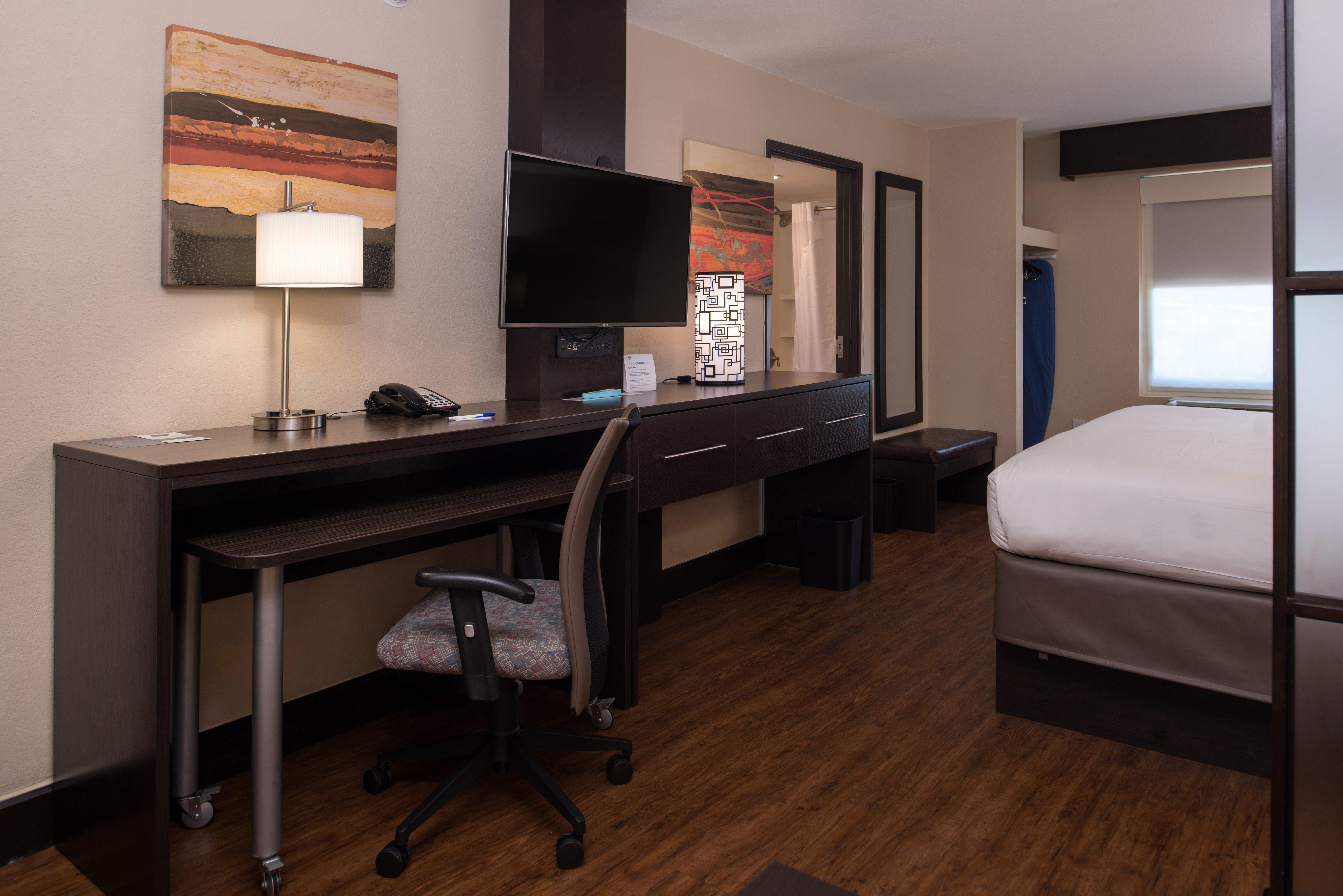 Holiday Inn Express & Suites San Antonio Medical - Six Flags By Ihg Exteriér fotografie