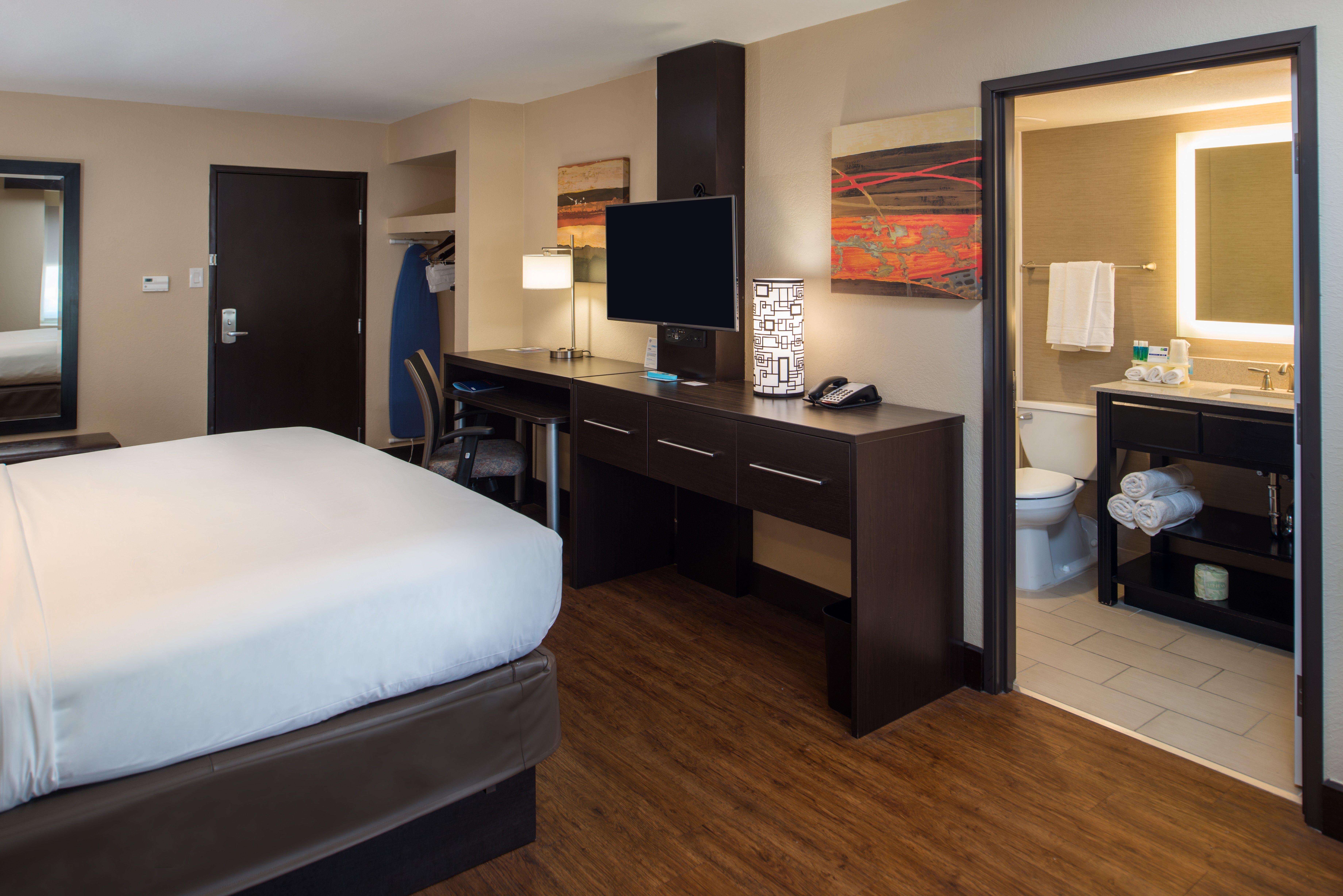 Holiday Inn Express & Suites San Antonio Medical - Six Flags By Ihg Exteriér fotografie